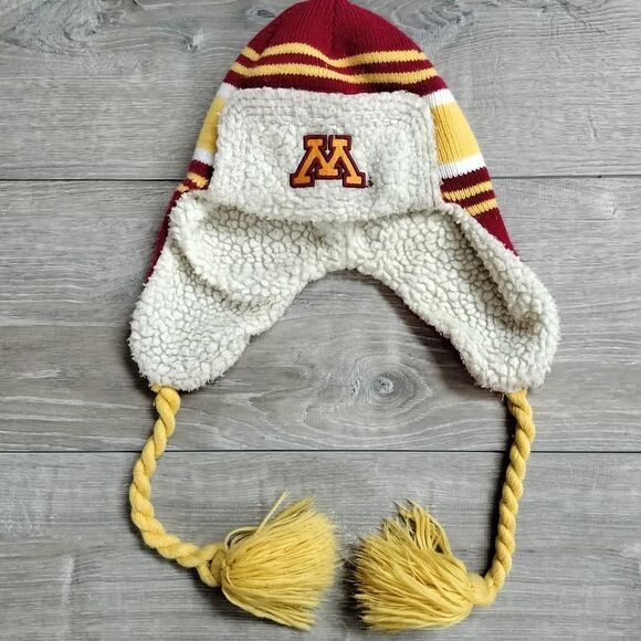Minnesota Gophers Winter Hats Lot of 2 Adult Gold Maroon Beanie Ear Flaps Tassel - Picture 2 of 10